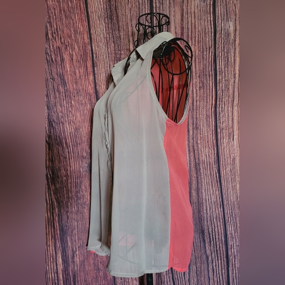 Wet Seal High-Low Blouse - Picture 2 of 4